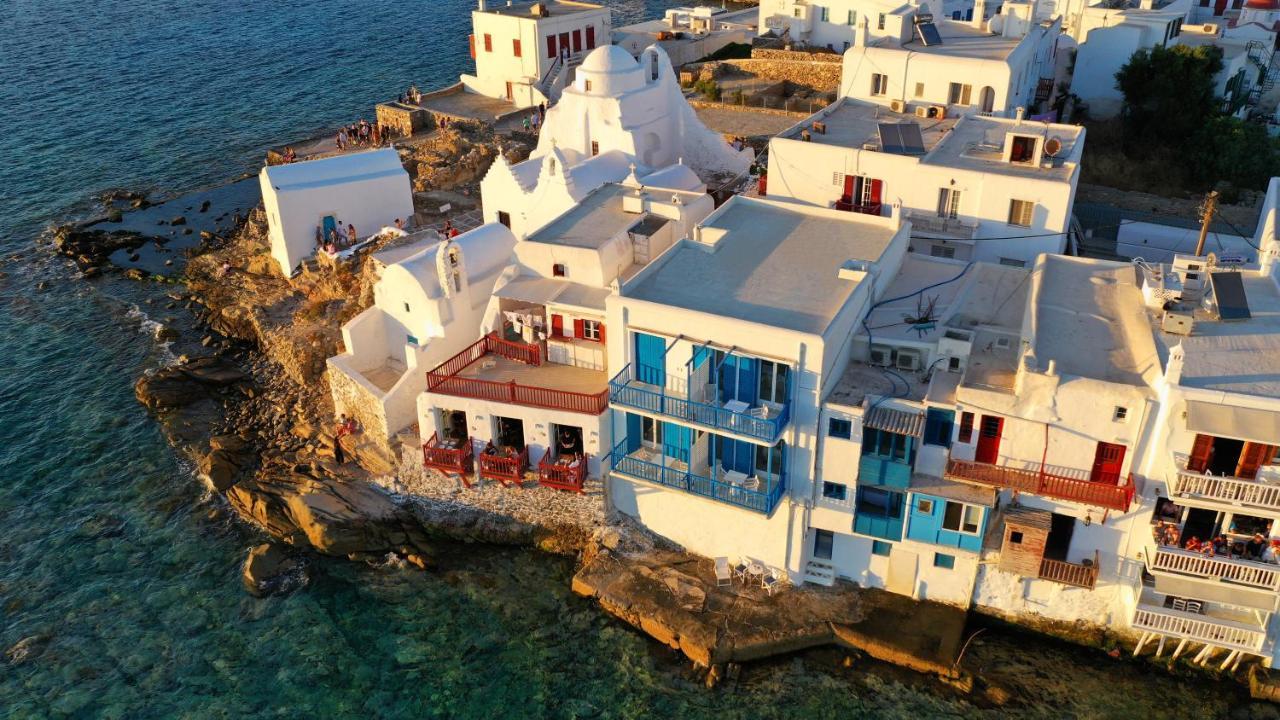 Bluetopia Suites Mykonos Town Exterior photo