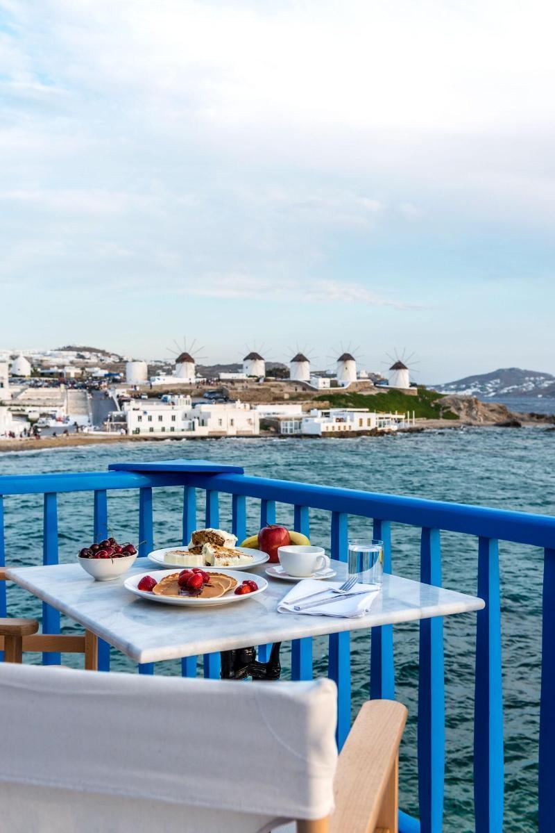 Bluetopia Suites Mykonos Town Exterior photo